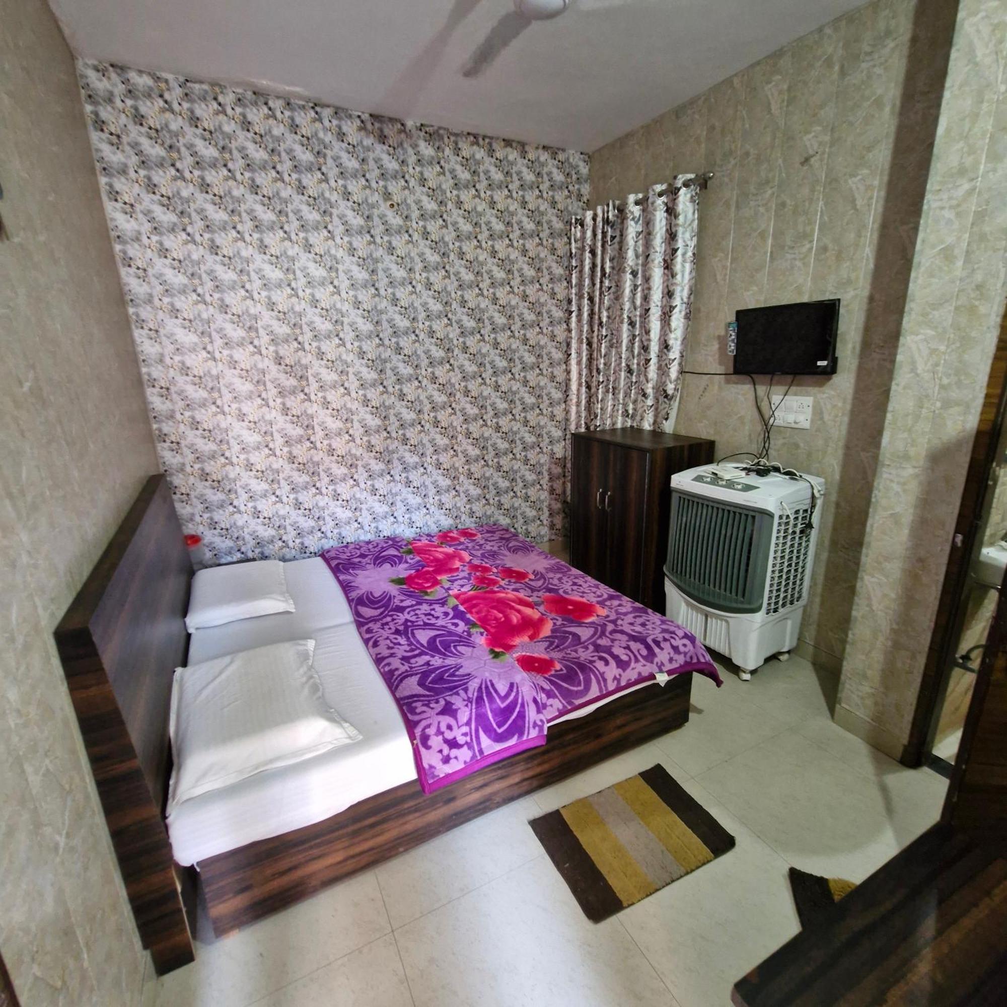 Saatvik Homestay Katra  Exterior photo