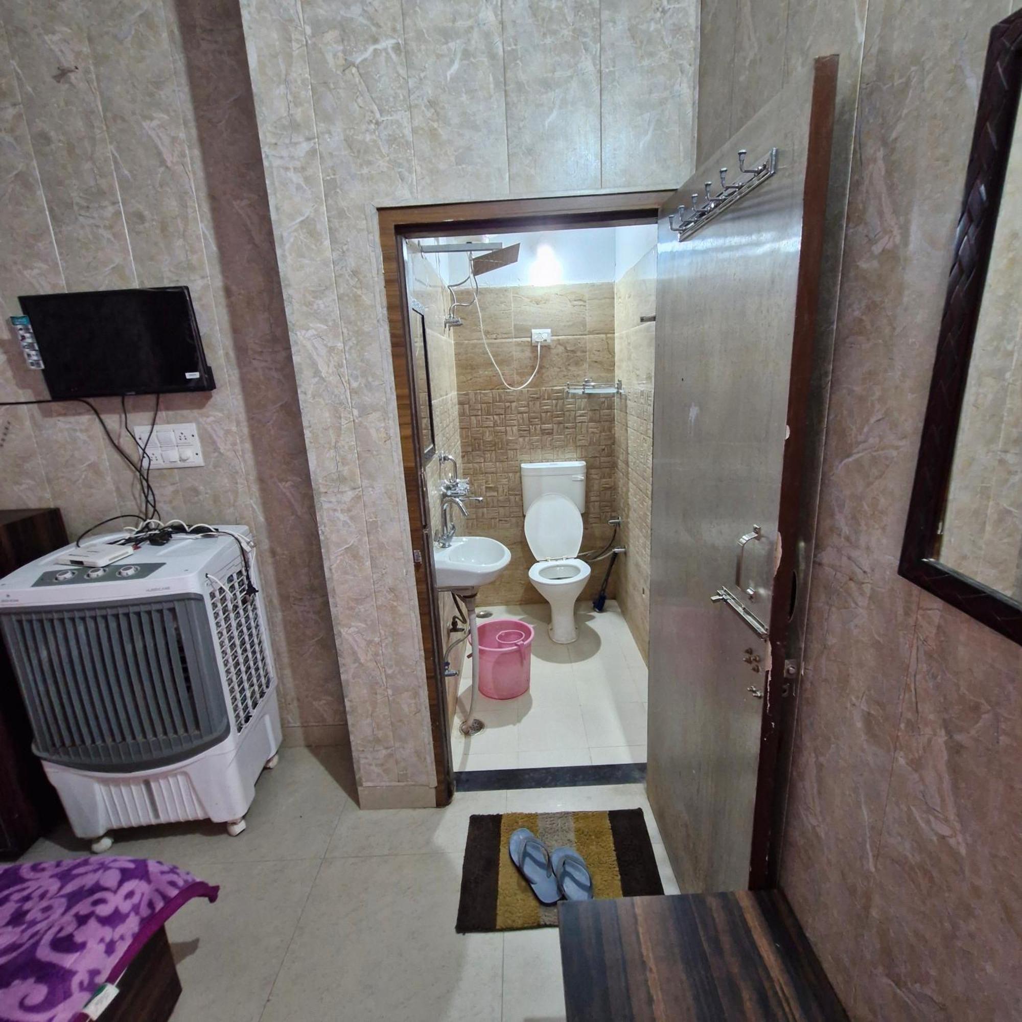 Saatvik Homestay Katra  Room photo
